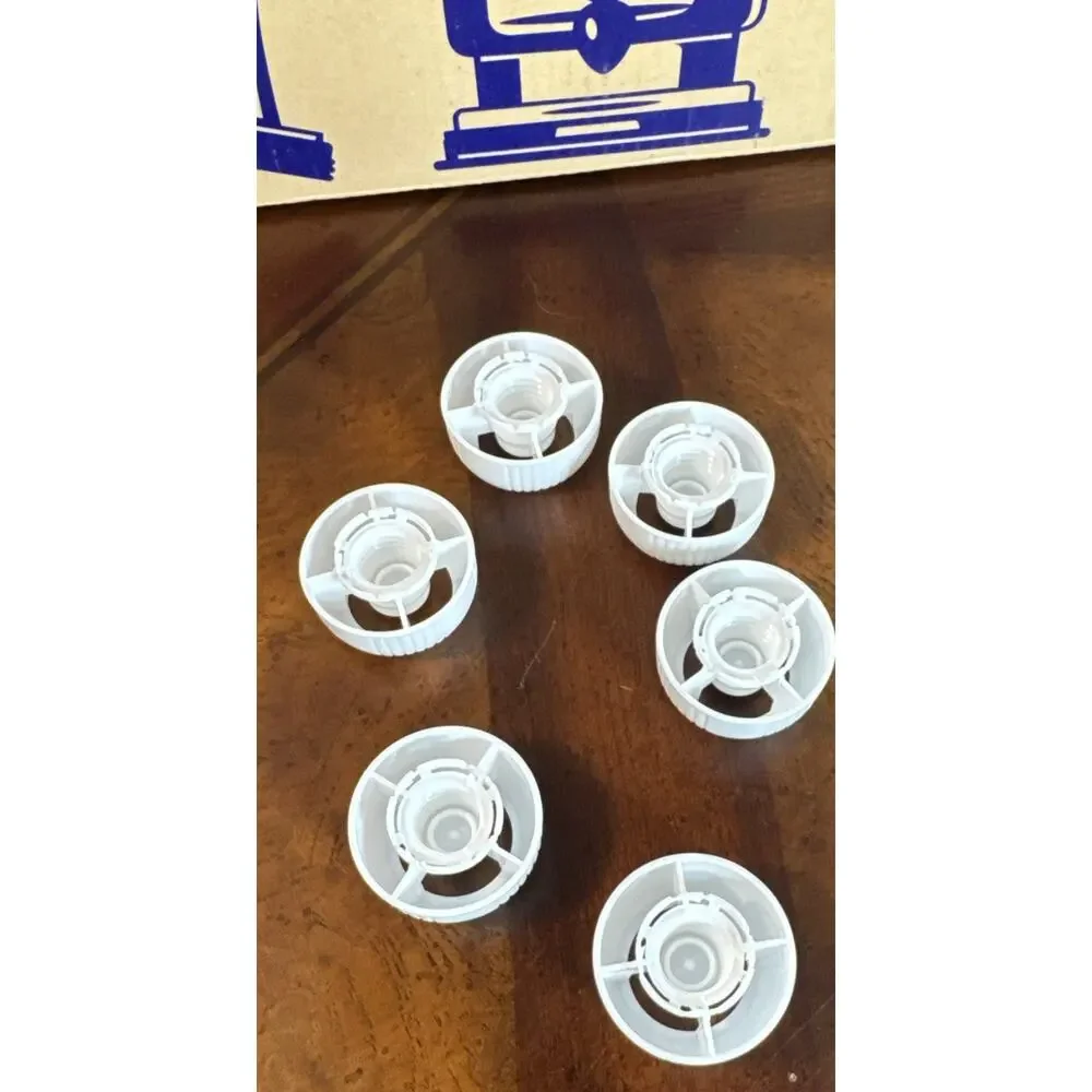 Squooshi Filling Station Baby Food Pouch Maker with 6 Reusable Pouches With Lids